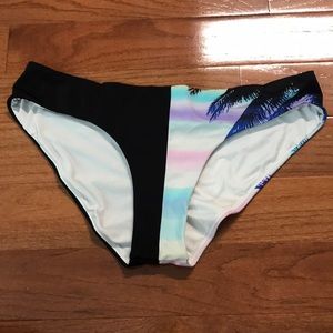 Vs swim bottom